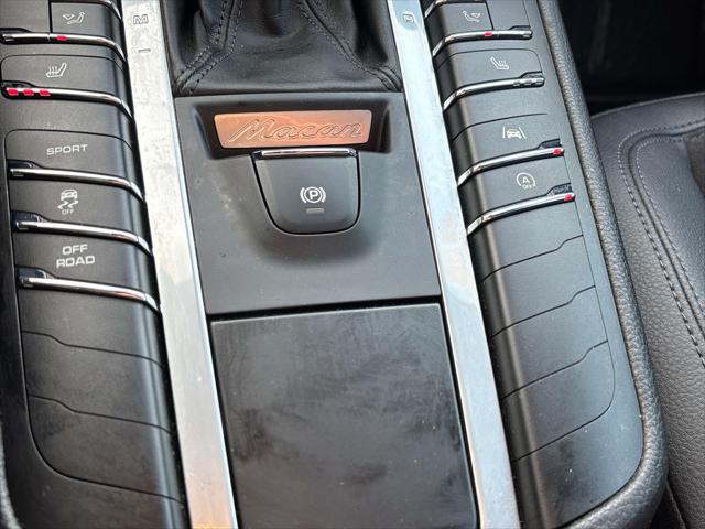 2021 Porsche Macan AWD
