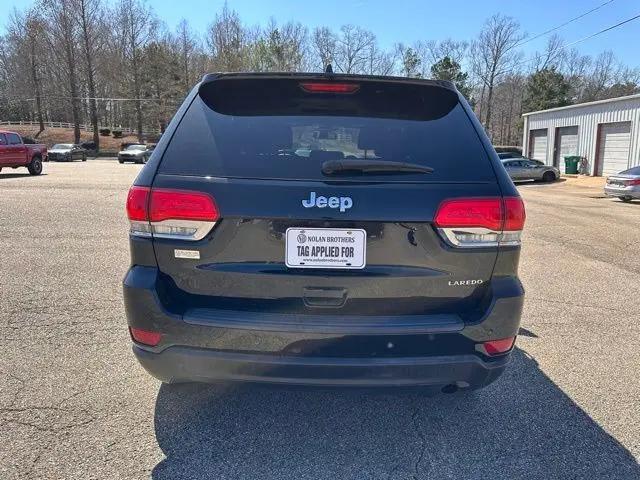 2018 Jeep Grand Cherokee Laredo 4x2