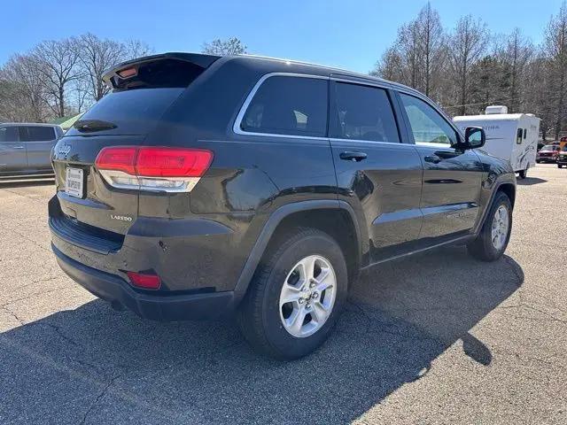 2018 Jeep Grand Cherokee Laredo 4x2