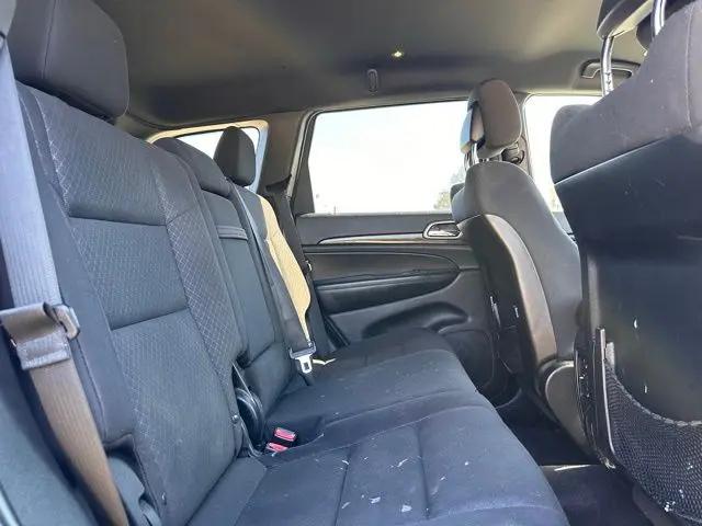 2018 Jeep Grand Cherokee Laredo 4x2