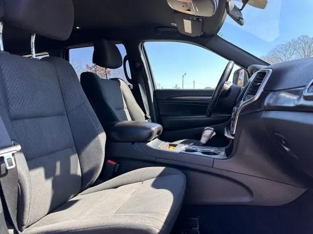 2018 Jeep Grand Cherokee Laredo 4x2