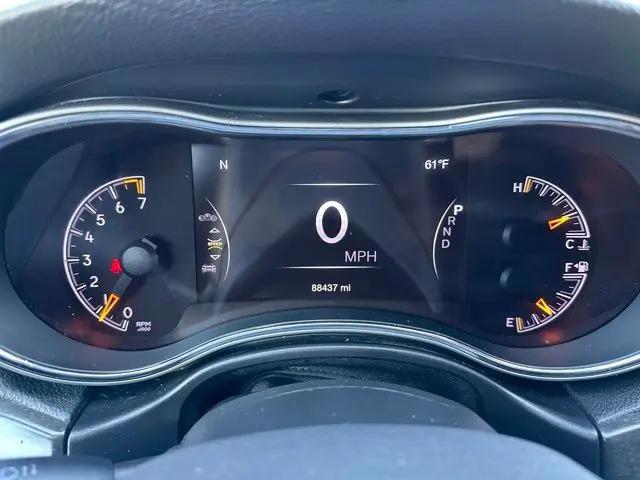 2018 Jeep Grand Cherokee Laredo 4x2