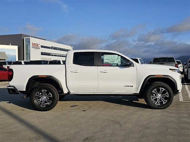 2024 GMC Canyon 4WD AT4 20