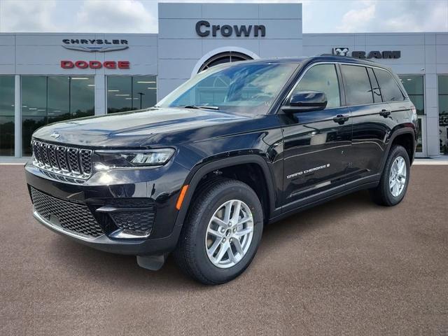 2024 Jeep Grand Cherokee GRAND CHEROKEE LAREDO X 4X4