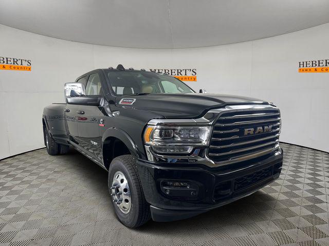 2024 RAM Ram 3500 RAM 3500 LIMITED LONGHORN CREW CAB 4X4 8 BOX