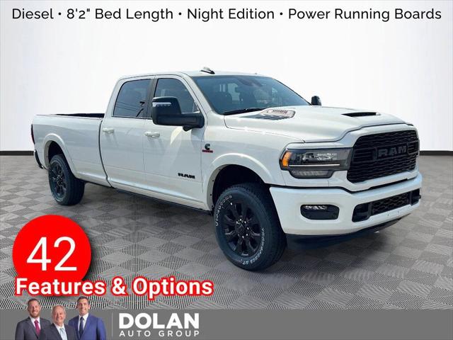 2024 RAM Ram 3500 RAM 3500 LIMITED CREW CAB 4X4 8 BOX