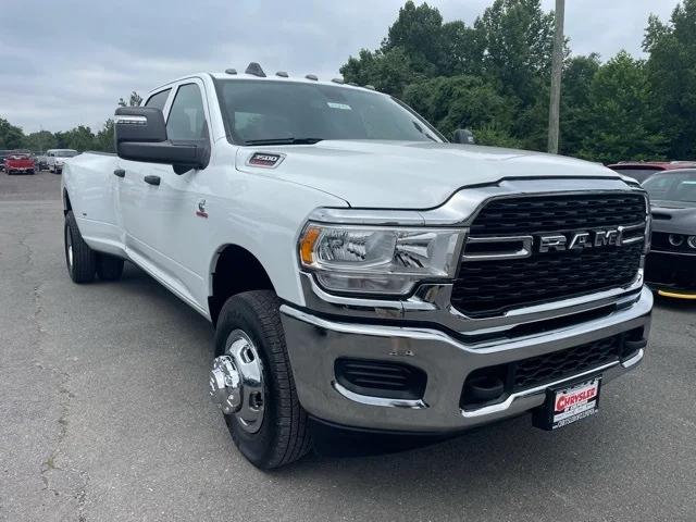 2024 RAM Ram 3500 RAM 3500 TRADESMAN CREW CAB 4X4 8 BOX