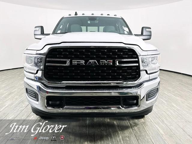 2024 RAM Ram 3500 RAM 3500 TRADESMAN CREW CAB 4X4 8 BOX