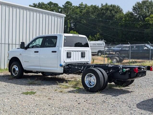 2024 RAM Ram 3500 Chassis Cab RAM 3500 SLT CREW CAB CHASSIS 4X4 60 CA