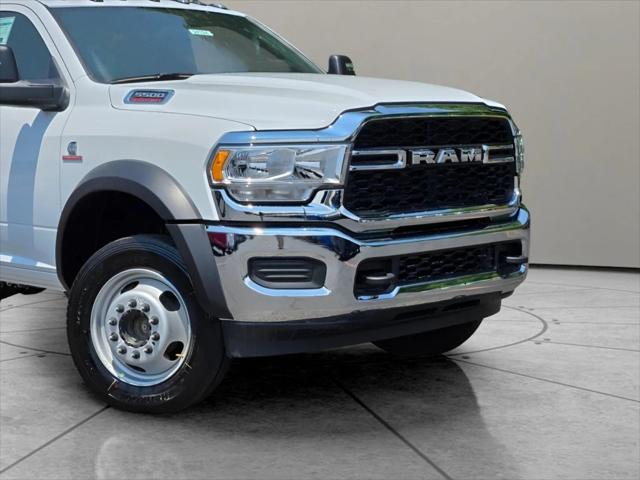 2024 RAM Ram 5500 Chassis Cab RAM 5500 TRADESMAN CHASSIS REGULAR CAB 4X4 84 CA