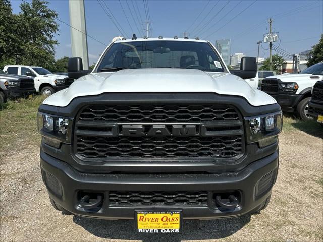 2024 RAM Ram 5500 Chassis Cab RAM 5500 TRADESMAN CHASSIS REGULAR CAB 4X4 84 CA