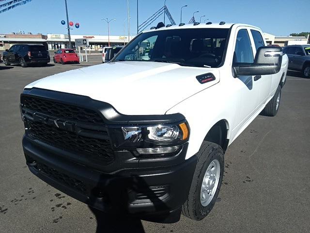 2024 RAM Ram 2500 RAM 2500 TRADESMAN CREW CAB 4X4 8 BOX