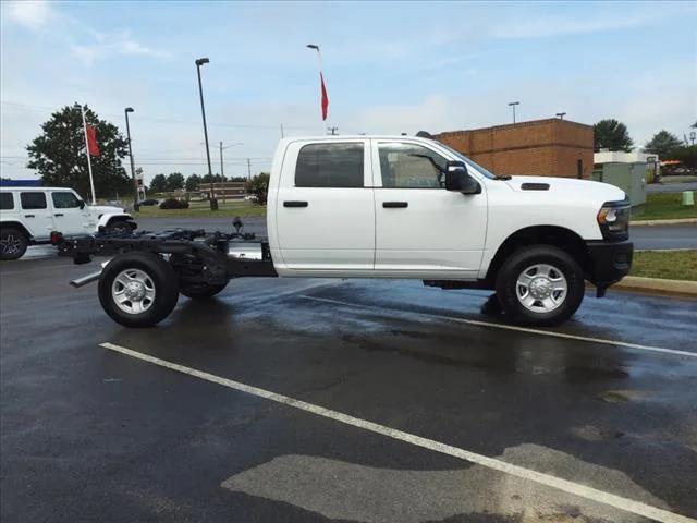 2024 RAM Ram 2500 RAM 2500 TRADESMAN CREW CAB 4X4 8 BOX