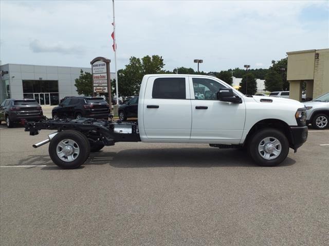 2024 RAM Ram 2500 RAM 2500 TRADESMAN CREW CAB 4X4 8 BOX