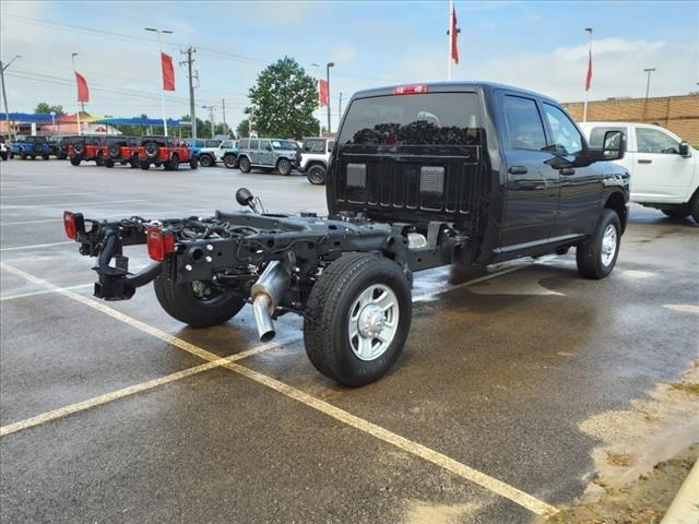 2024 RAM Ram 2500 RAM 2500 TRADESMAN CREW CAB 4X4 8 BOX