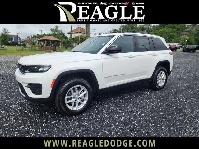 2024 Jeep Grand Cherokee GRAND CHEROKEE LAREDO X 4X4