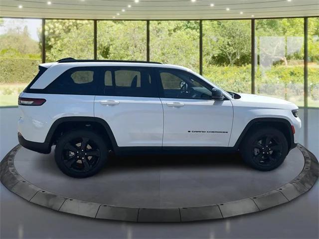 2024 Jeep Grand Cherokee GRAND CHEROKEE LIMITED 4X4