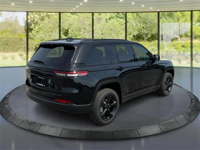 2024 Jeep Grand Cherokee GRAND CHEROKEE LIMITED 4X4