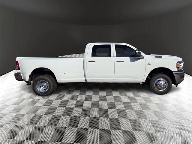 2024 RAM Ram 3500 RAM 3500 TRADESMAN CREW CAB 4X4 8 BOX