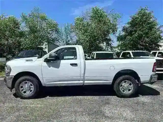 2024 RAM Ram 2500 RAM 2500 TRADESMAN REGULAR CAB 4X2 8 BOX