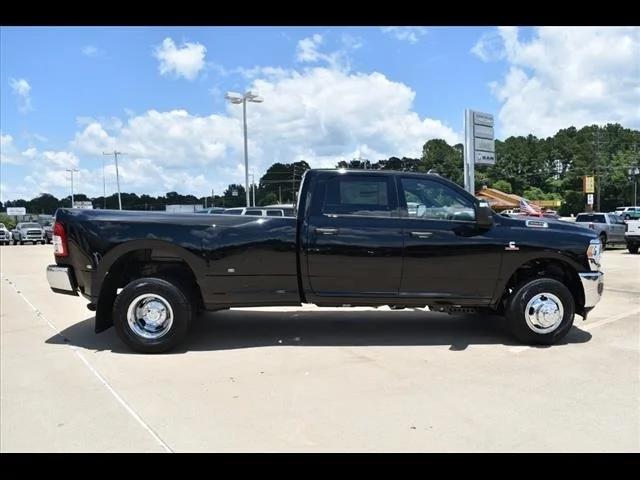 2024 RAM Ram 3500 RAM 3500 TRADESMAN CREW CAB 4X4 8 BOX