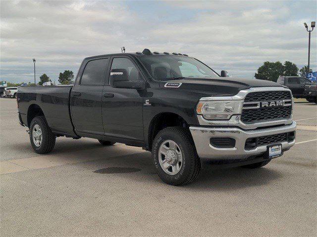 2024 RAM Ram 2500 RAM 2500 TRADESMAN CREW CAB 4X4 8 BOX