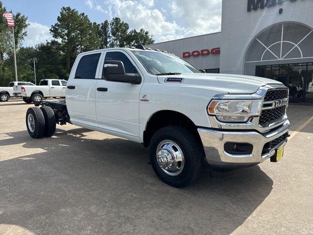 2024 RAM Ram 3500 Chassis Cab RAM 3500 TRADESMAN CREW CAB CHASSIS 4X4 60 CA