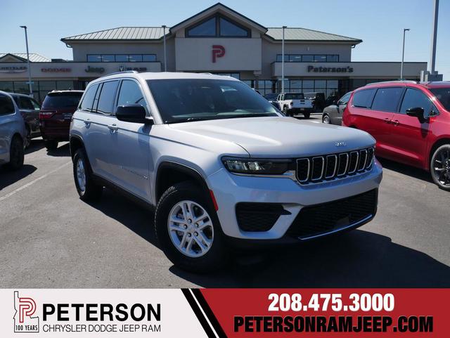 2024 Jeep Grand Cherokee GRAND CHEROKEE LAREDO 4X4