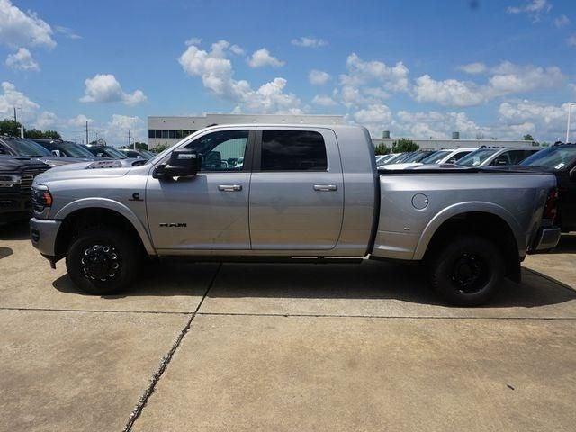 2024 RAM Ram 3500 RAM 3500 LIMITED MEGA CAB 4X4 64 BOX