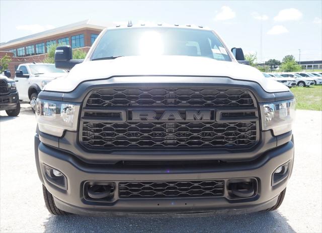 2024 RAM Ram 5500 Chassis Cab RAM 5500 TRADESMAN CHASSIS REGULAR CAB 4X2 120 CA