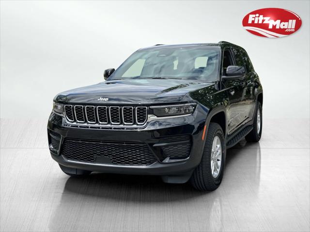 2024 Jeep Grand Cherokee GRAND CHEROKEE LAREDO 4X4