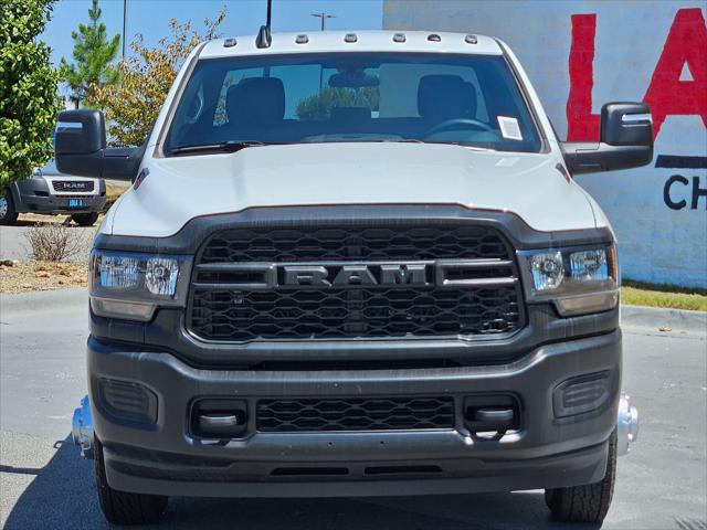 2024 RAM Ram 3500 Chassis Cab RAM 3500 TRADESMAN CREW CAB CHASSIS 4X4 60 CA