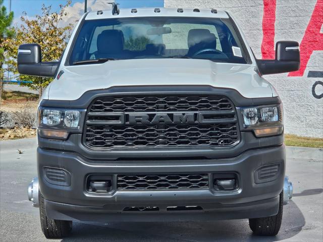 2024 RAM Ram 3500 Chassis Cab RAM 3500 TRADESMAN CREW CAB CHASSIS 4X4 60 CA