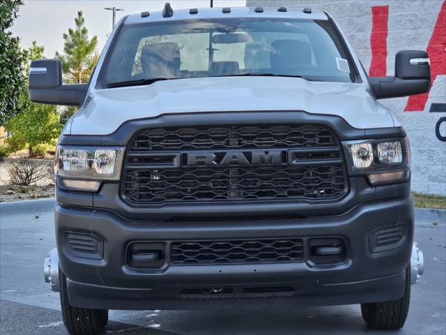 2024 RAM Ram 3500 Chassis Cab RAM 3500 TRADESMAN CREW CAB CHASSIS 4X4 60 CA