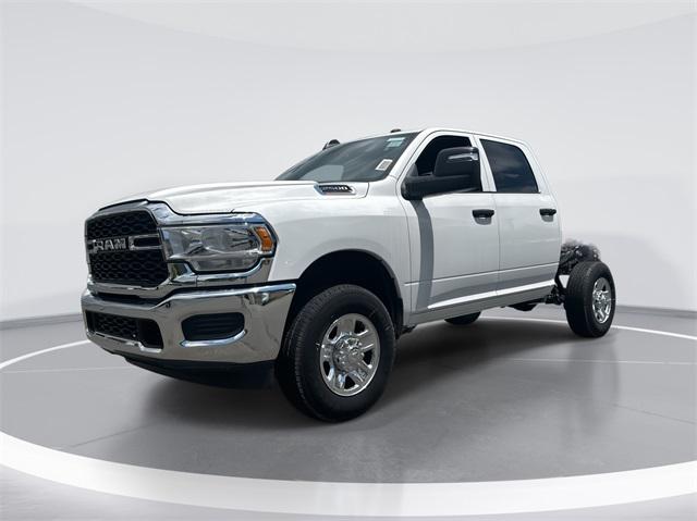 2024 RAM Ram 2500 RAM 2500 TRADESMAN CREW CAB 4X4 64 BOX