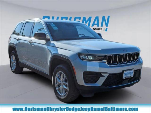 2024 Jeep Grand Cherokee GRAND CHEROKEE LAREDO X 4X4