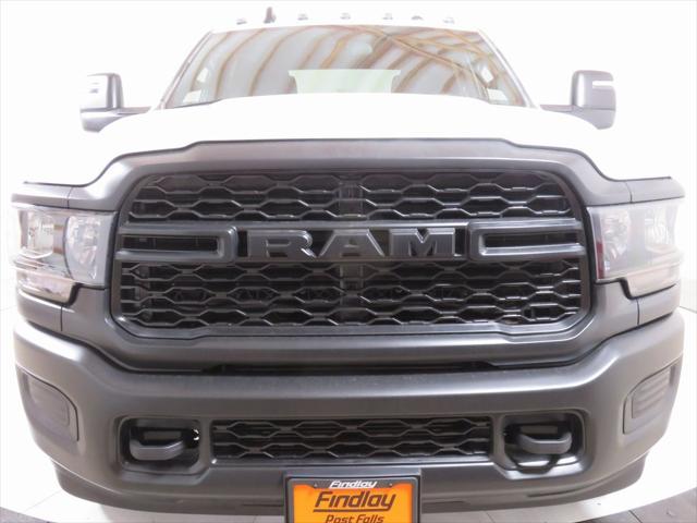 2024 RAM Ram 3500 Chassis Cab RAM 3500 TRADESMAN CREW CAB CHASSIS 4X4 60 CA