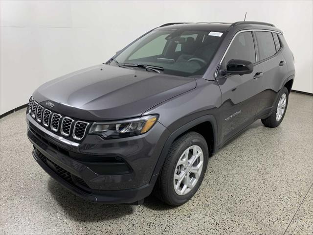 2024 Jeep Compass COMPASS LATITUDE 4X4