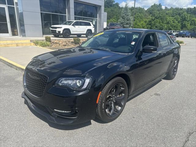 2021 Chrysler 300 Touring L