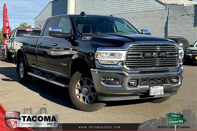 2020 RAM 3500 Laramie Crew Cab 4x4 8 Box