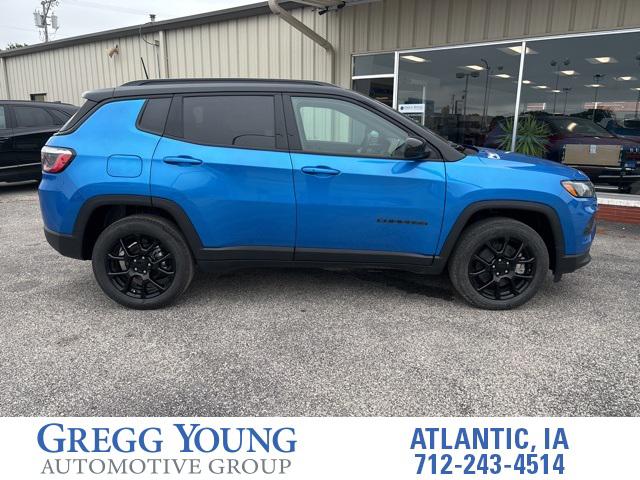 2024 Jeep Compass COMPASS LATITUDE 4X4