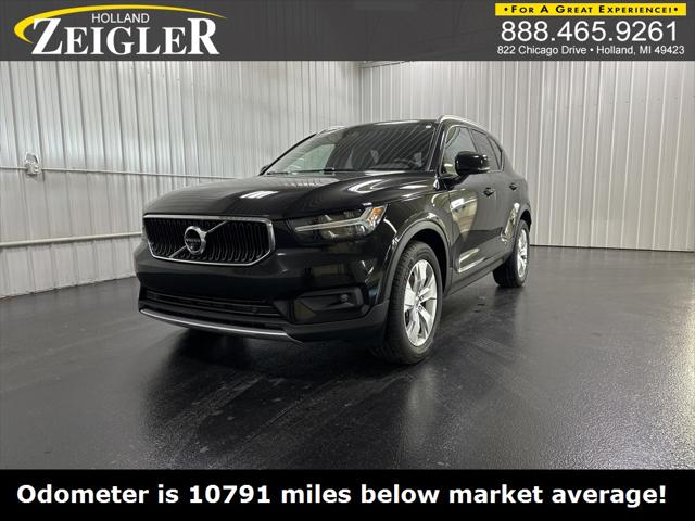 2020 Volvo XC40 T5 Momentum for sale in Holland, MI