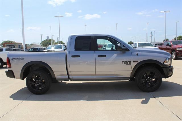 2024 Ram 1500 Classic Warlock Quad Cab 4x4 6'4" Box
