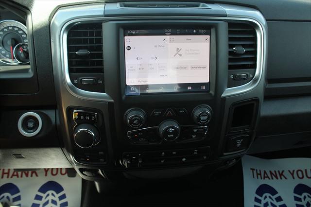 2024 Ram 1500 Classic Warlock Quad Cab 4x4 6'4" Box