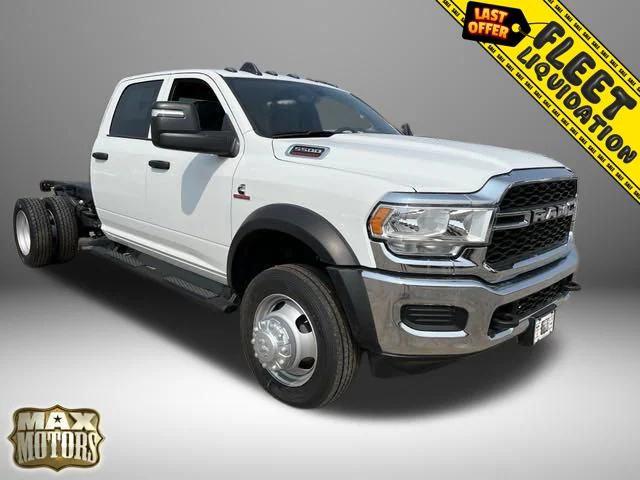 2024 RAM Ram 5500 Chassis Cab RAM 5500 TRADESMAN CHASSIS CREW CAB 4X4 60 CA 2024 RAM Ram 5500 Chassis Cab RAM 5500 TRADESMAN CHASSIS CREW CAB 4X4 60 CA