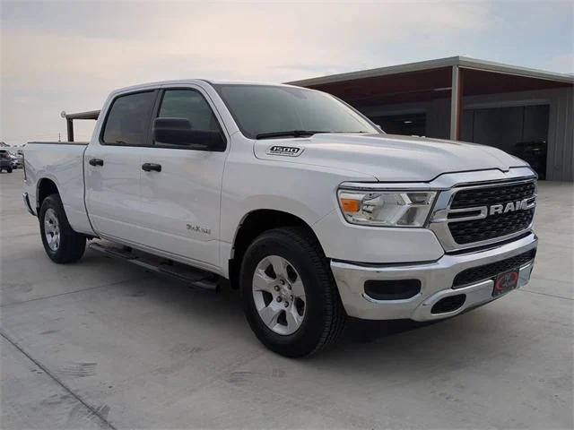 2023 RAM 1500 Big Horn Crew Cab 4x2 64 Box