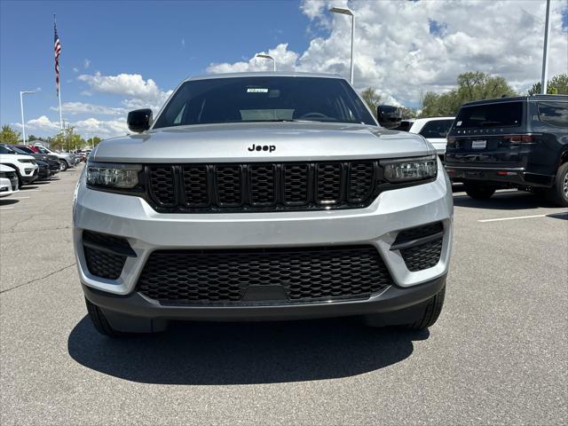 2024 Jeep Grand Cherokee GRAND CHEROKEE ALTITUDE 4X4