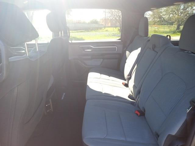 2021 Ram 1500 Big Horn Crew Cab 4x4 5'7" Box