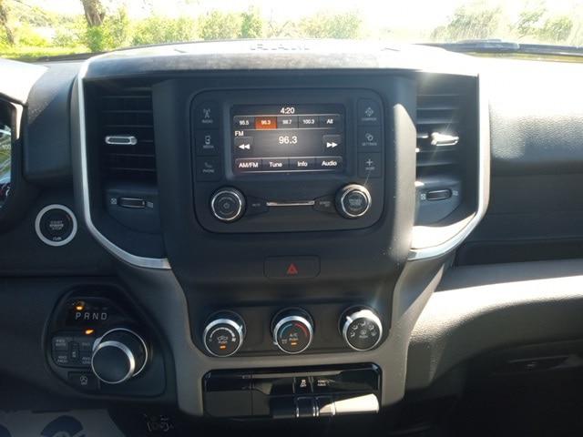 2021 Ram 1500 Big Horn Crew Cab 4x4 5'7" Box