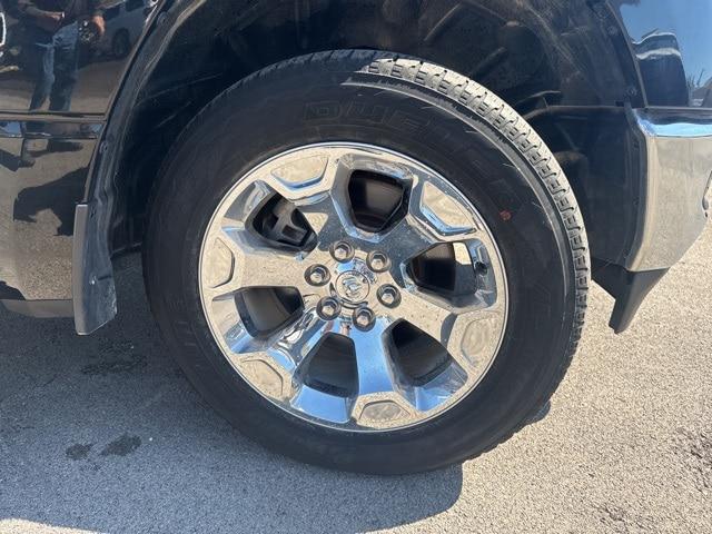 2021 Ram 1500 Big Horn Crew Cab 4x4 5'7" Box